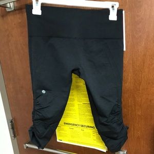 Lululemon crop leggings